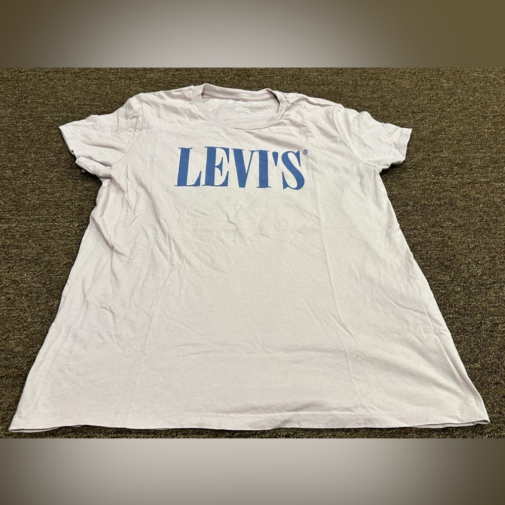 Levis Logo/White T-Shirt large